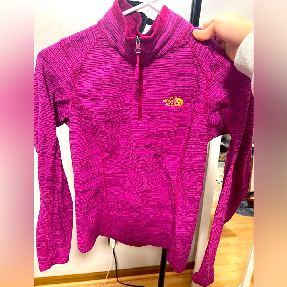 The North Face pull over